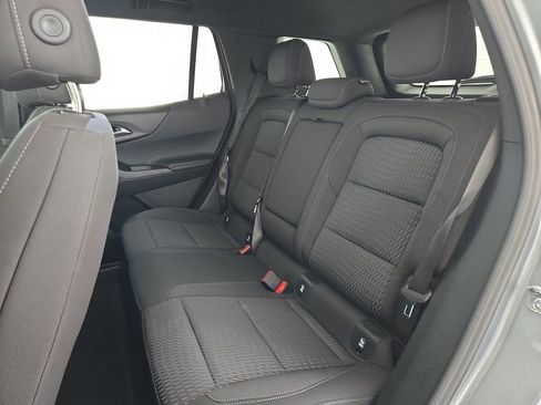 Used 2025 Chevrolet Equinox LT image 30