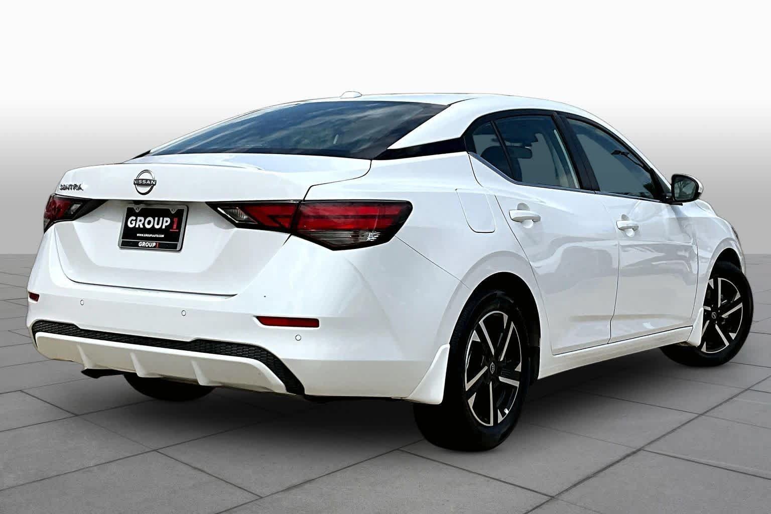 Used 2025 Nissan Sentra SV w/ Trunk Package FWD image 12