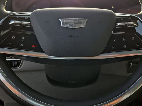 New 2026 Cadillac Escalade IQ Luxury 1 w/ LPO, Floor Liner Package AWD/4WD image 10