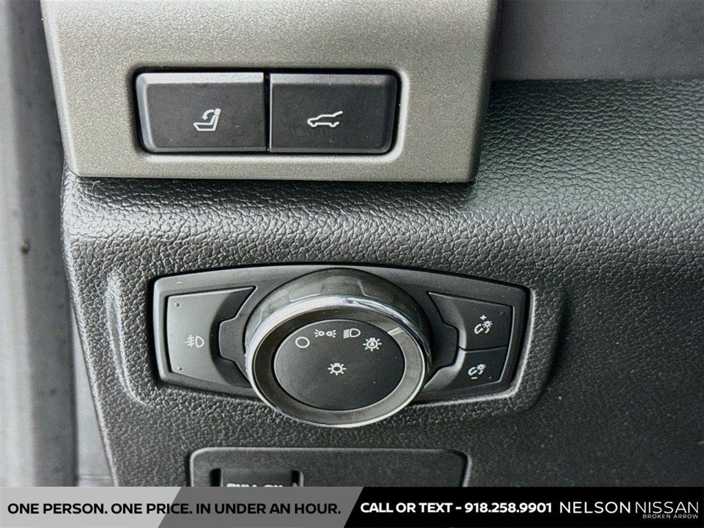 Used 2021 Ford Expedition XLT AWD/4WD image 10