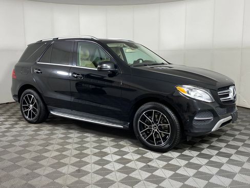 Certified 2019 Mercedes-Benz GLE 400 4MATIC image 6