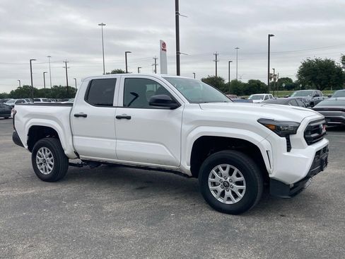 Certified 2026 Toyota Tacoma SR RWD image 3