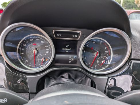 Used 2018 Mercedes-Benz GLE 350 4MATIC image 29