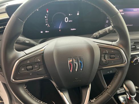 Used 2025 Buick Encore GX Preferred image 38