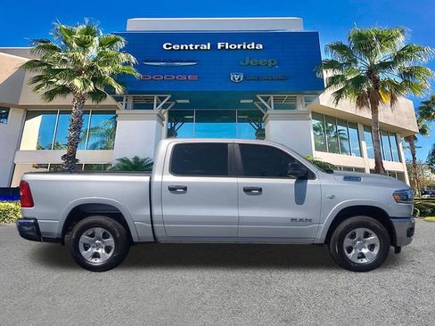 New 2026 RAM 1500 4x4 Crew Cab image 4