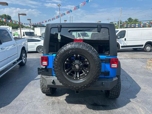 Used 2016 Jeep Wrangler Unlimited Sport w/ Quick Order Package 24S AWD/4WD image 6