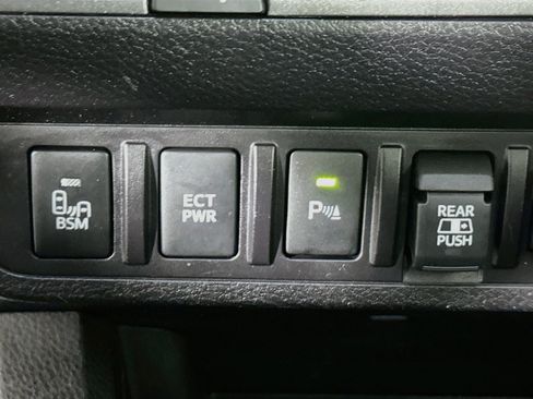 Used 2022 Toyota Tacoma TRD Sport w/ Technology Package RWD image 25