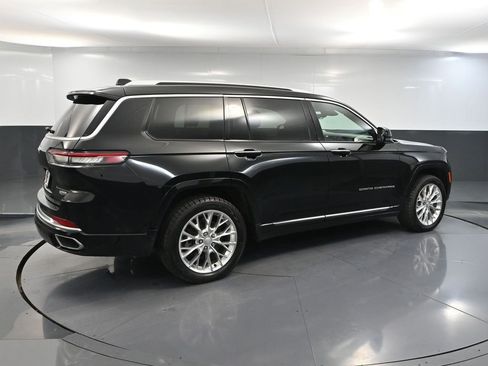Used 2021 Jeep Grand Cherokee L Summit w/ Luxury Tech Group V AWD/4WD image 6