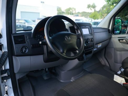 Used 2018 Mercedes-Benz Sprinter 3500 image 14