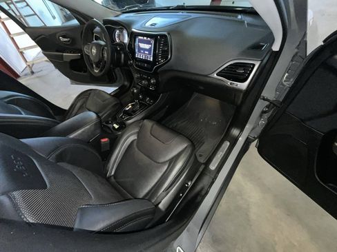 Used 2021 Jeep Cherokee Limited w/ Elite Package image 36