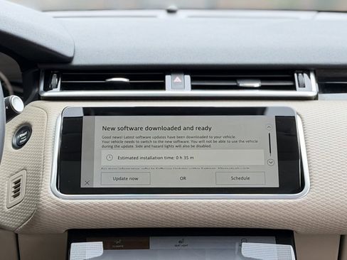 Used 2023 Land Rover Range Rover Velar R-Dynamic S image 47