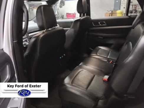 Used 2018 Ford Explorer XLT w/ Equipment Group 202A AWD/4WD image 15