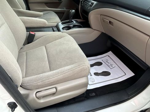Used 2016 Honda Pilot LX image 12