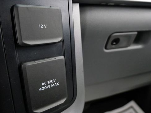 Used 2021 Ford F150 Lariat w/ Equipment Group 502A High AWD/4WD image 34
