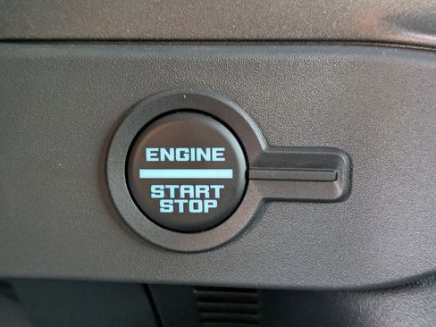 New 2025 Ford Bronco Badlands image 29