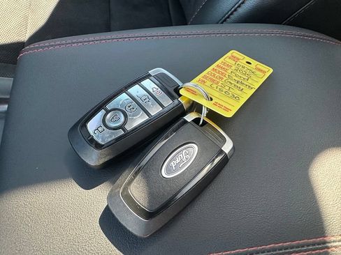 Used 2025 Ford Explorer ST w/ Sun And Sound Package AWD/4WD image 8