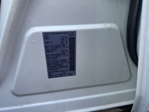 Used 2016 Nissan Pathfinder Platinum image 36