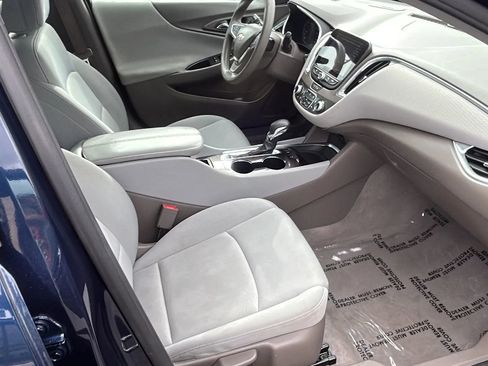 Used 2021 Chevrolet Malibu LT image 16