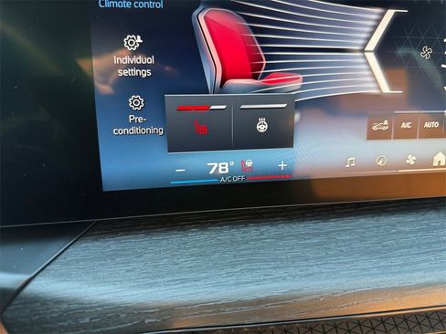 Used 2025 BMW 440i xDrive w/ Premium Package image 24