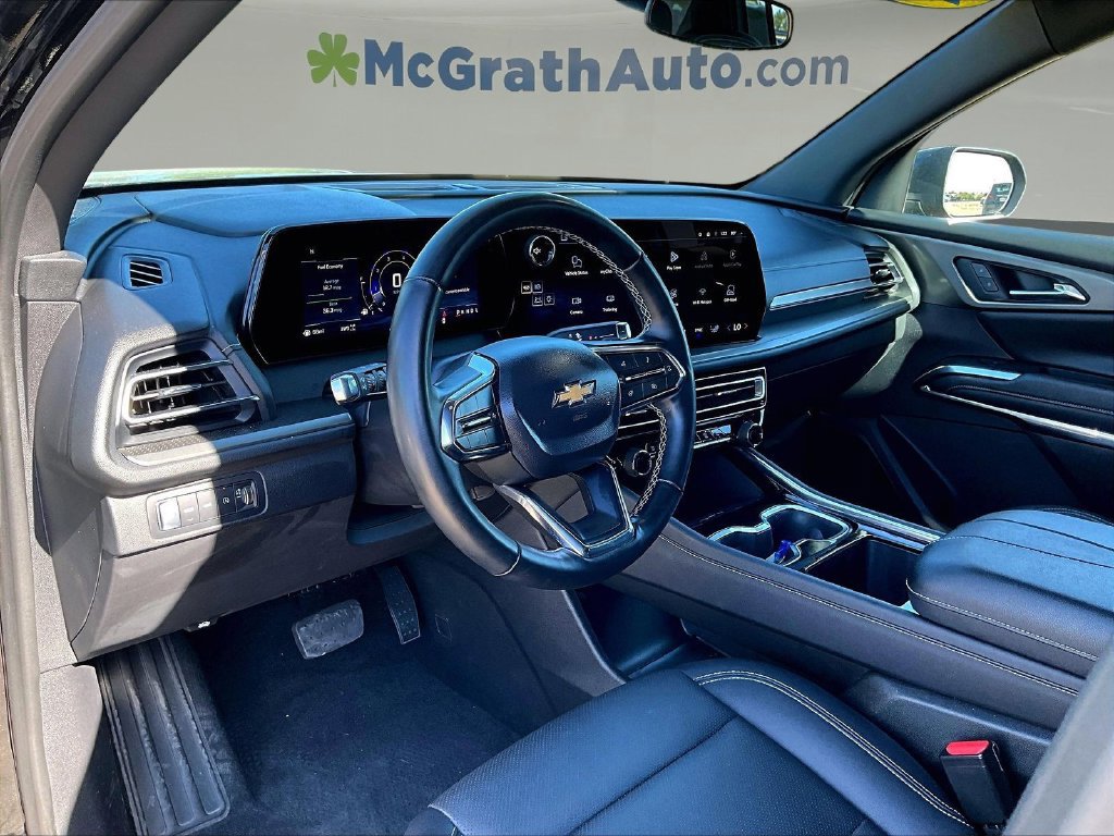 Used 2025 Chevrolet Traverse LT AWD/4WD image 21