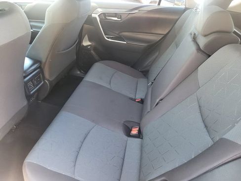 Used 2025 Toyota RAV4 XLE AWD/4WD image 22