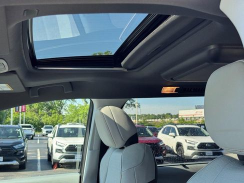 Certified 2022 Toyota Sienna XSE AWD/4WD image 26