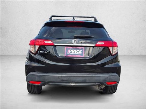 Used 2021 Honda HR-V LX image 7