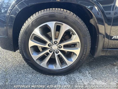 Used 2014 Kia Sorento SX w/ 3rd Row Package image 21