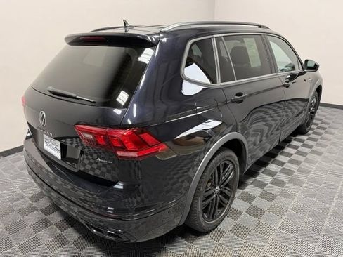Used 2022 Volkswagen Tiguan SE R-Line AWD/4WD image 8