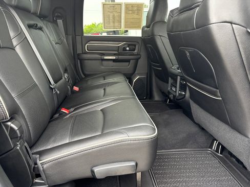 Used 2022 RAM 2500 Limited w/ Night Edition AWD/4WD image 18