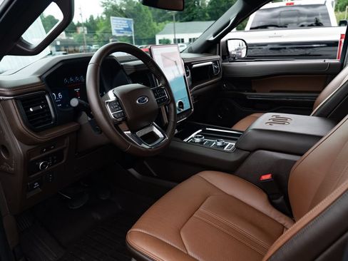Used 2024 Ford Expedition King Ranch AWD/4WD image 20