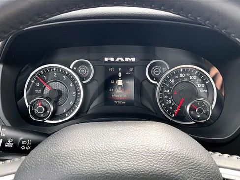 Used 2024 RAM 1500 Big Horn image 12