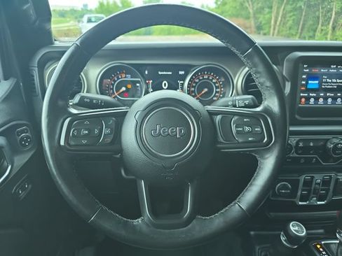 Used 2020 Jeep Gladiator Sport w/ Quick Order Package 24S AWD/4WD image 16