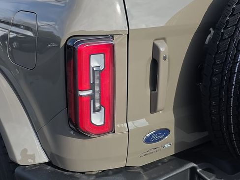 New 2025 Ford Bronco Outer Banks image 32