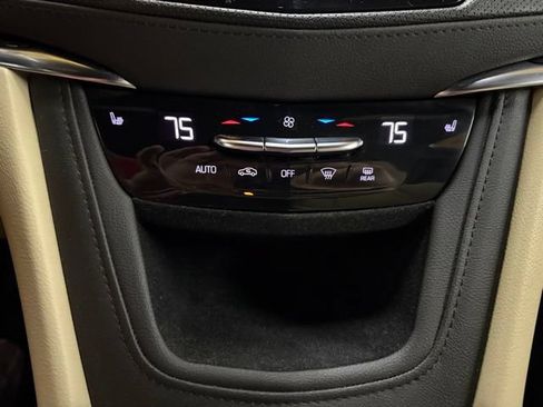 Used 2019 Cadillac XT5 AWD image 57