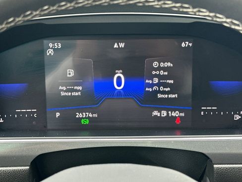 Used 2023 Volkswagen Tiguan SE w/ Panoramic Sunroof Package FWD image 25