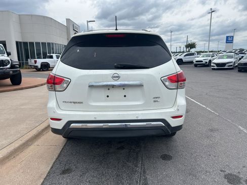 Used 2014 Nissan Pathfinder SL AWD/4WD image 6