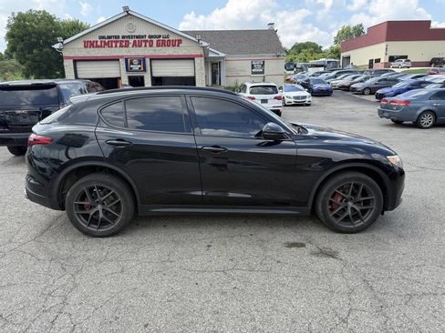 Used 2018 Alfa Romeo Stelvio Sport w/ Quick Order Package 22J Sport image 23