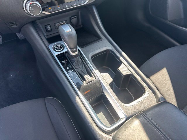 Used 2025 Nissan Sentra SV FWD image 19
