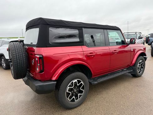 Used 2021 Ford Bronco Outer Banks AWD/4WD image 4