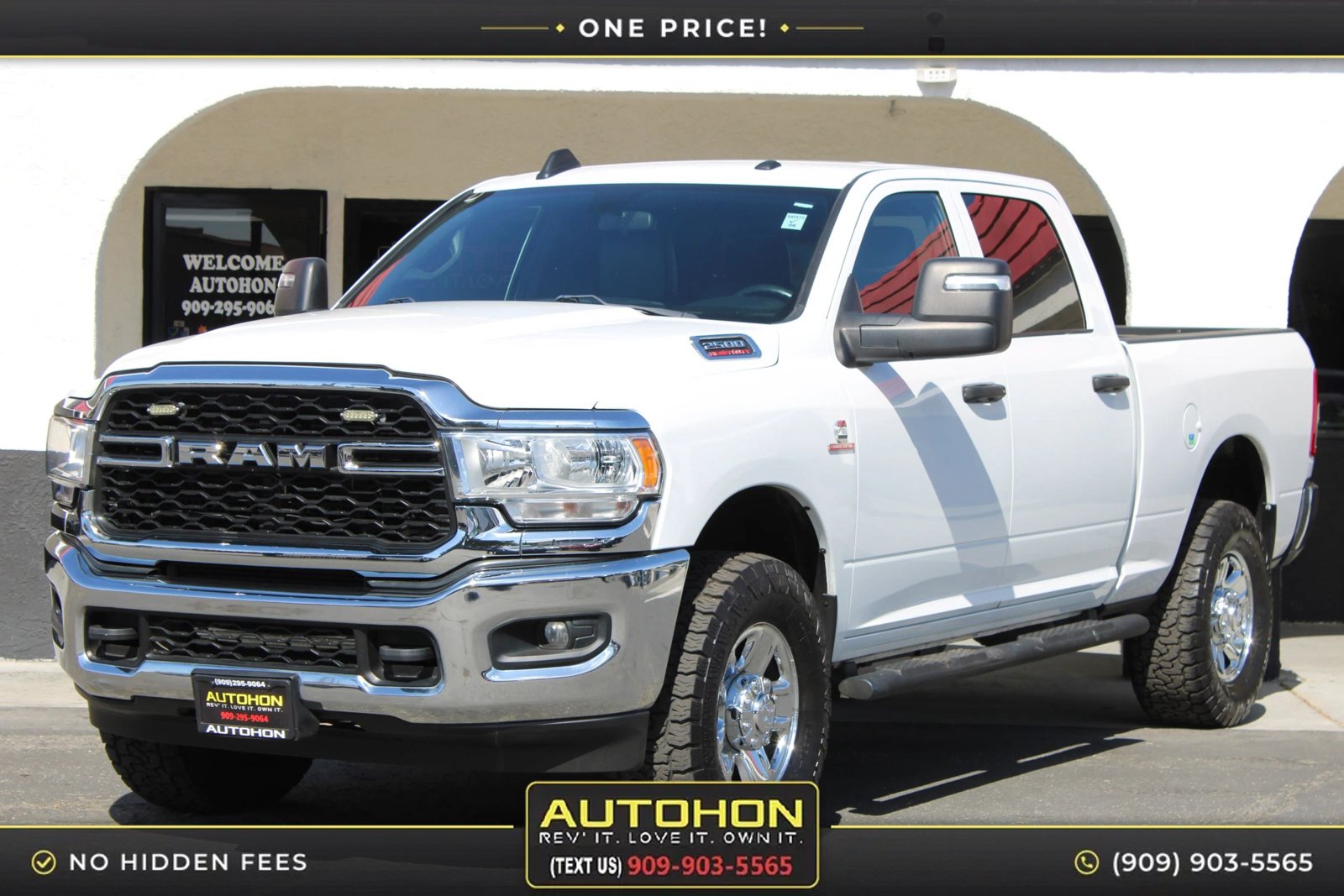 Used 2024 RAM 2500 Tradesman w/ Chrome Appearance Group AWD/4WD image 1