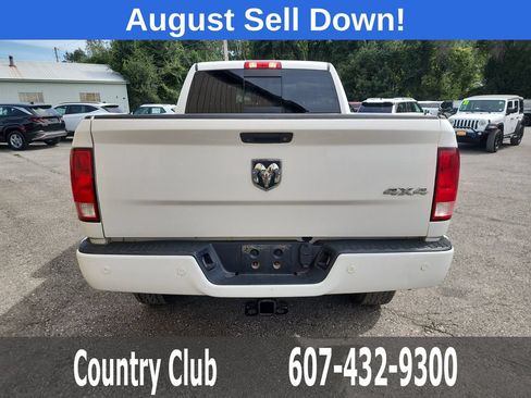 Used 2018 RAM 2500 Big Horn w/ Sport Appearance Group AWD/4WD image 7