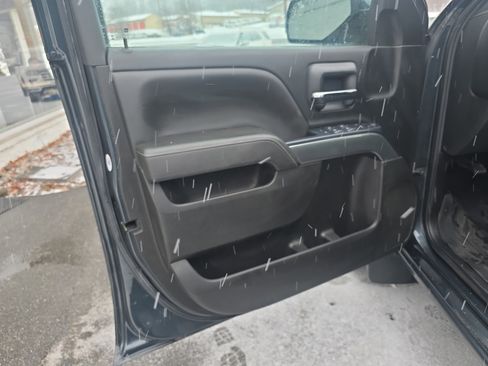 Used 2018 Chevrolet Silverado 1500 LT w/ All Star Edition image 15