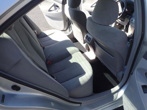 Used 2009 Toyota Camry Hybrid FWD image 11