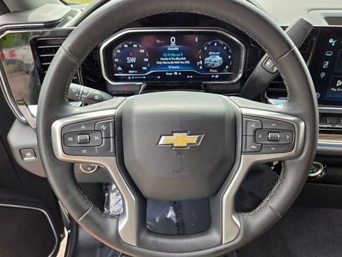 Used 2024 Chevrolet Silverado 1500 LT RWD image 26