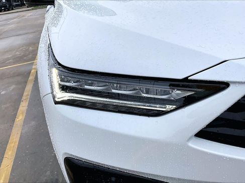 Used 2025 Acura MDX A-Spec image 27