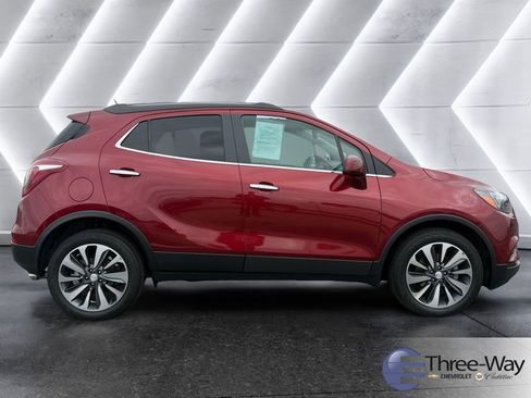 Certified 2022 Buick Encore Preferred w/ Safety Package FWD image 6