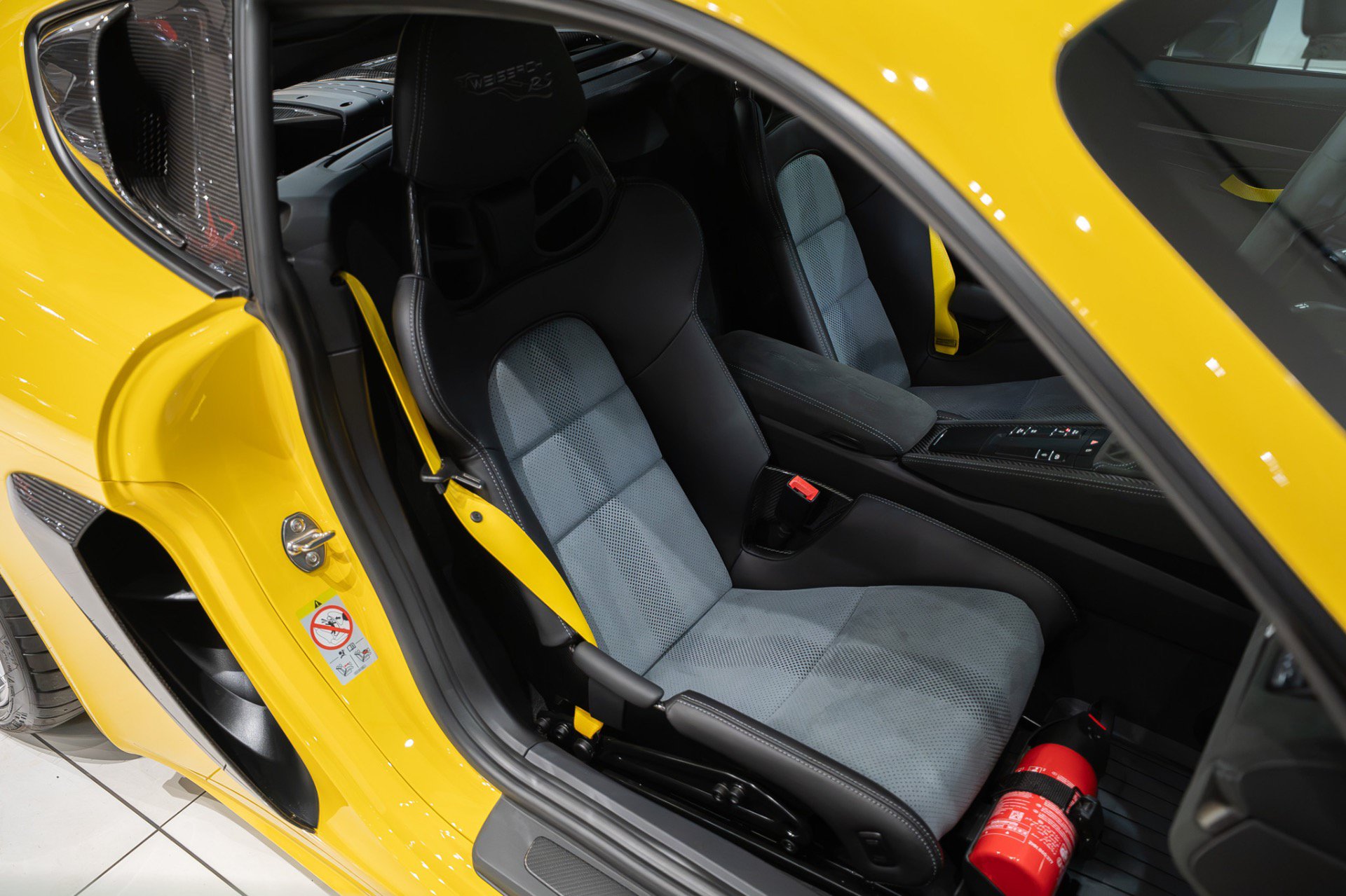 Used 2024 Porsche 718 Cayman GT4 RS RWD image 23