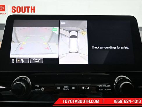 Used 2024 INFINITI QX80 Sensory AWD/4WD image 19