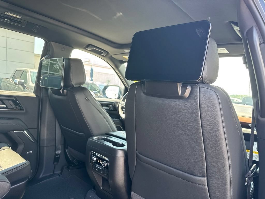 New 2026 GMC Yukon Denali w/ Advanced Technology Package AWD/4WD image 30